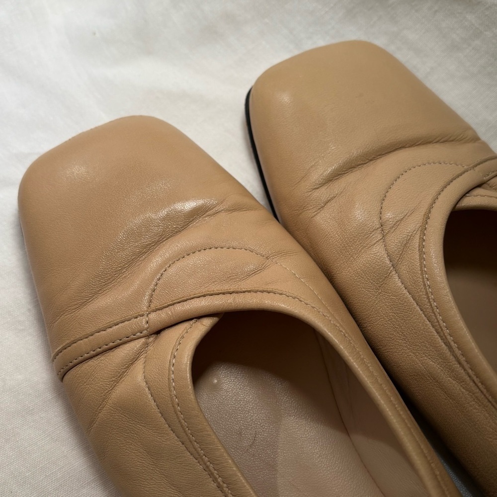 Taryn Rose Women's Camel Leather Flats. Made in Italy size 39.5 - Picture 5 of 9